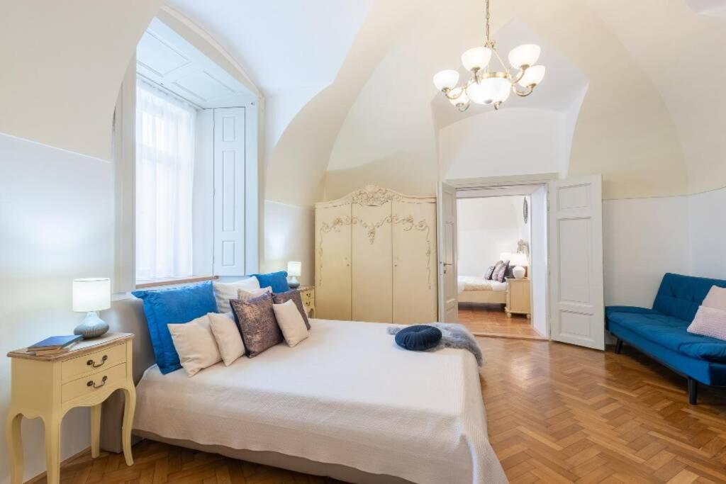 Lejlighed Rose / Romantic & Cozy / City Center Prag